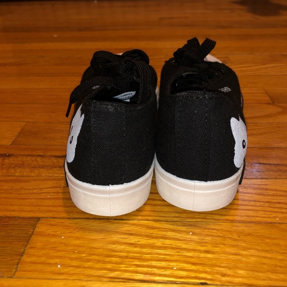 i’m selling never worn befor fashion shoes for size 5 - Picture 3 of 3